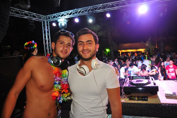 Promo Antoura at Cyan